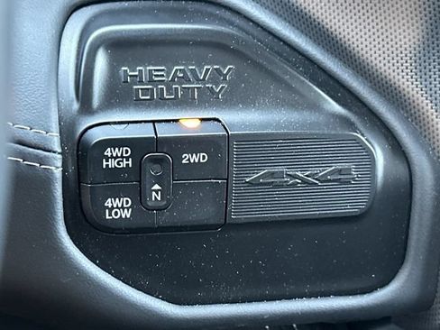 Used 2023 RAM 2500 Limited AWD/4WD image 31