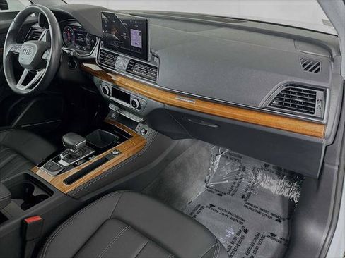 Certified 2023 Audi Q5 2.0T Premium Plus w/ Premium Plus Package AWD/4WD image 28