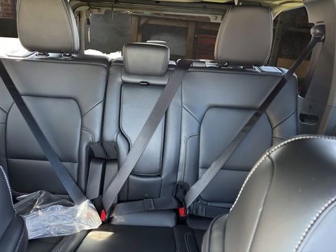 New 2026 Ford Bronco Outer Banks AWD/4WD image 12