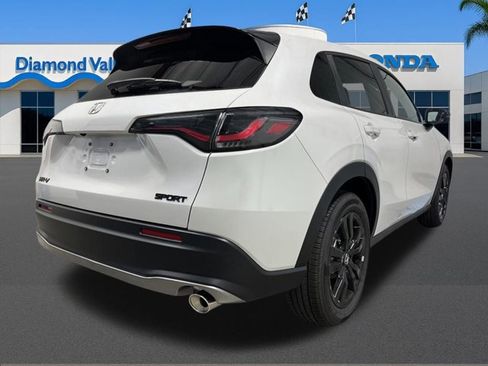 New 2026 Honda HR-V Sport image 3