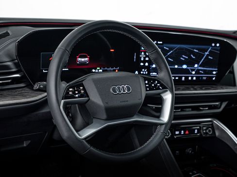 Certified 2025 Audi Q5 Premium Plus w/ Premium Plus image 10