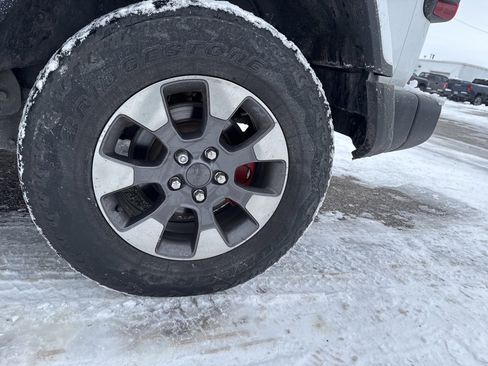 Used 2019 Jeep Wrangler Unlimited Sahara w/ Dual Top Group image 5