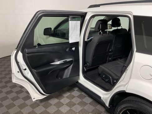 Used 2019 Dodge Journey SE w/ Premium Group AWD/4WD image 30