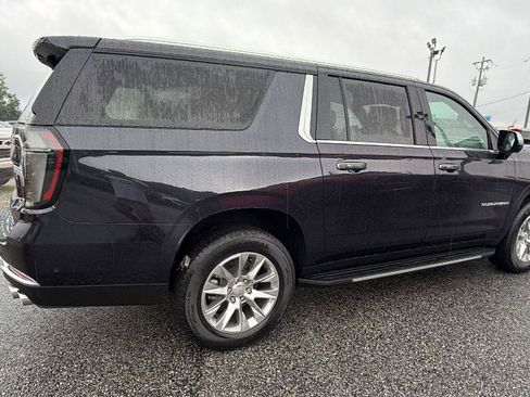 New 2026 Chevrolet Suburban Premier w/ Sun And Tow Package AWD/4WD image 5