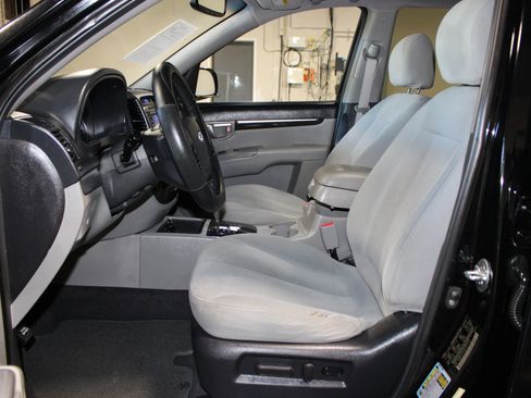 Used 2009 Hyundai Santa Fe SE w/ Premium Pkg 4 FWD image 8