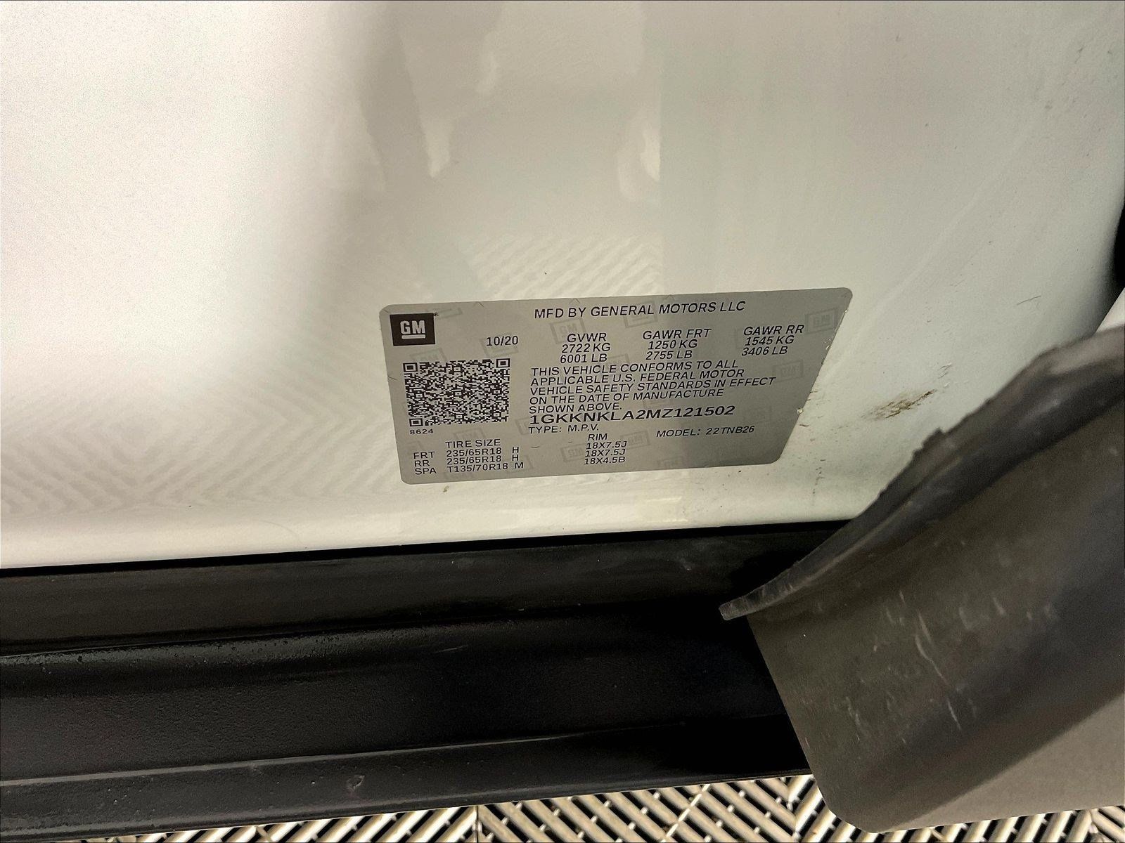 Used 2021 GMC Acadia SLE FWD image 19