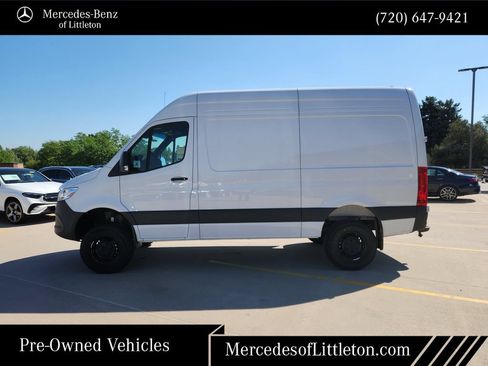 Used 2025 Mercedes-Benz Sprinter 2500 image 4