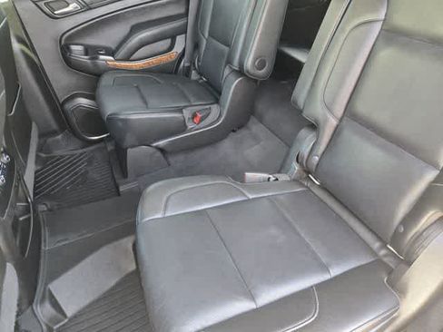 Used 2019 Chevrolet Tahoe Premier RWD image 13