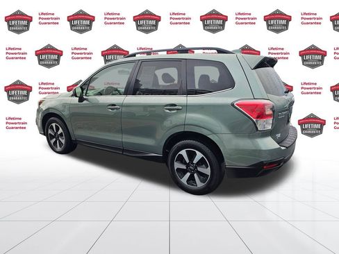 Used 2017 Subaru Forester 2.5i Limited image 3
