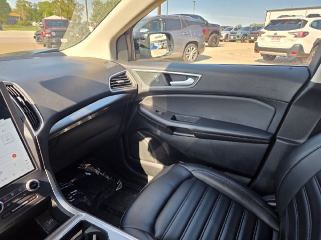 Used 2024 Ford Edge SEL AWD/4WD image 33