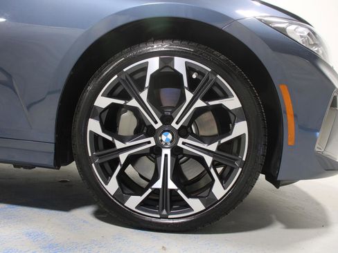Certified 2025 BMW 330i xDrive Sedan w/ Premium Package image 27