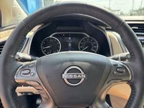 Used 2024 Nissan Murano SL image 14