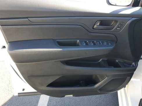 Certified 2023 Honda Odyssey Sport image 19