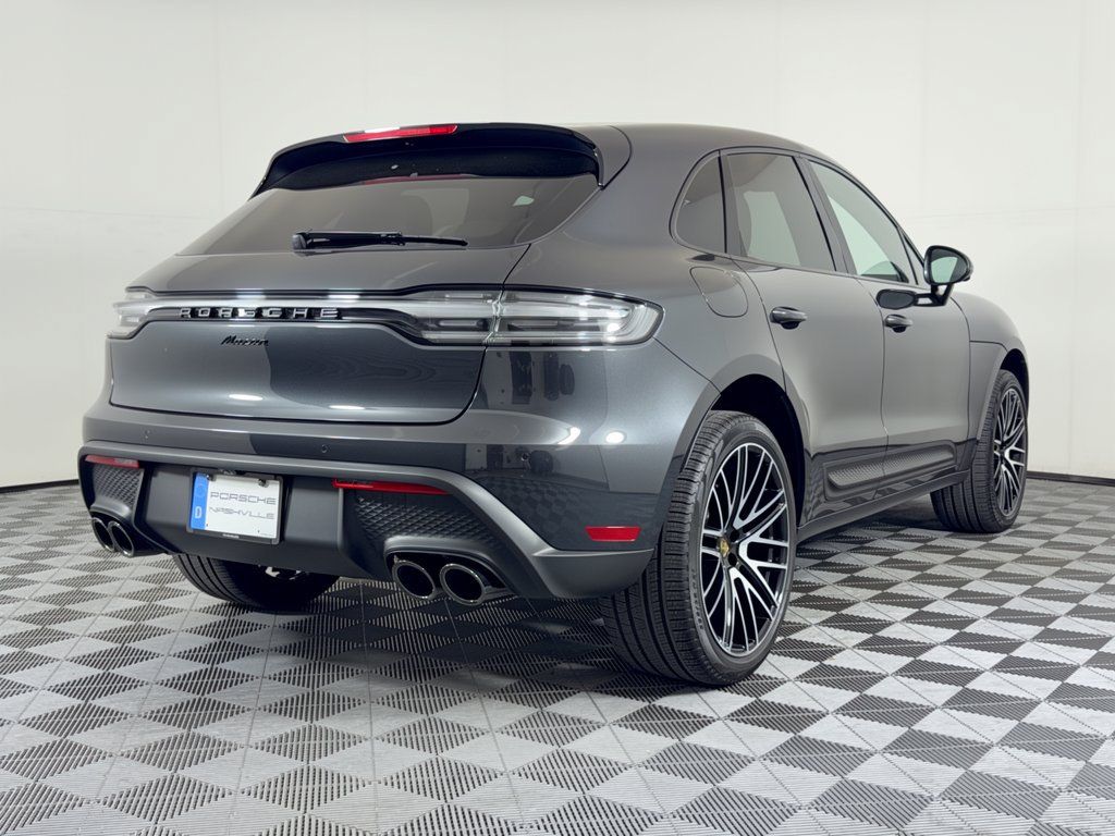 Used 2026 Porsche Macan AWD/4WD image 10
