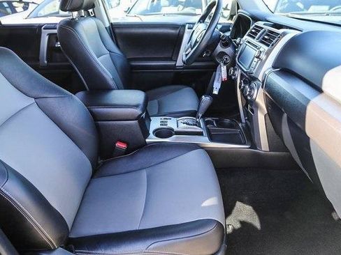 Certified 2016 Toyota 4Runner SR5 Premium RWD image 15