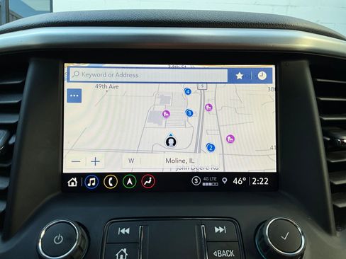 Used 2021 GMC Acadia SLT w/ Elevation Edition image 22