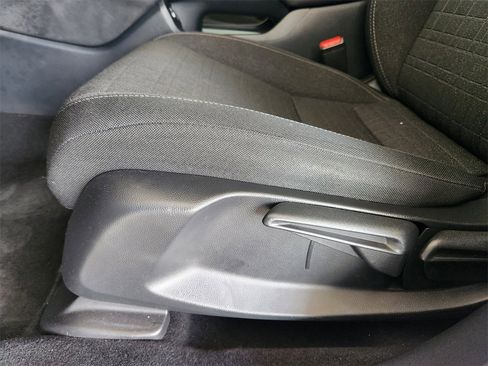 Certified 2023 Honda HR-V LX image 23