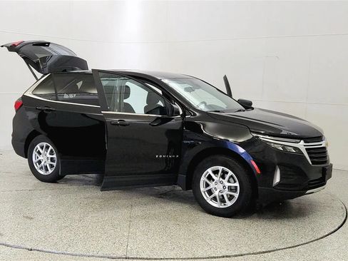 Used 2024 Chevrolet Equinox LT w/ LPO, Floor Liner Package AWD/4WD image 9