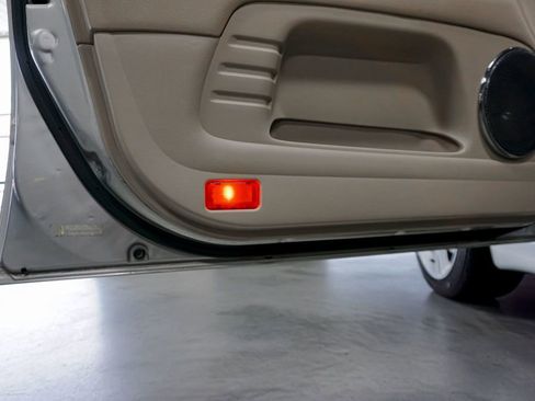 Used 2002 Lexus IS 300 image 68