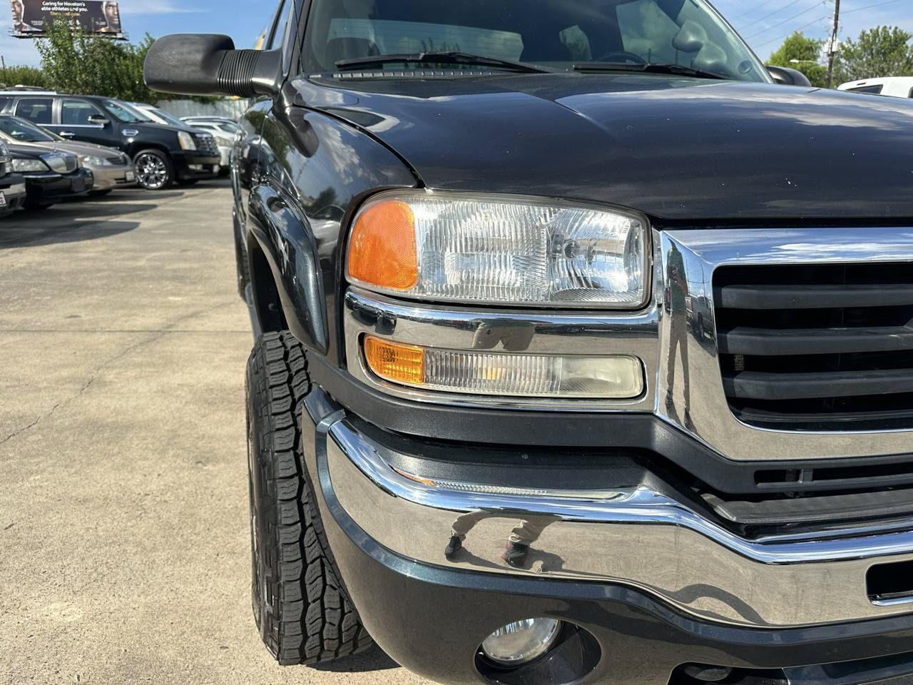 Used 2005 GMC Sierra 2500 SLE w/ Heavy-Duty Power Package AWD/4WD image 16
