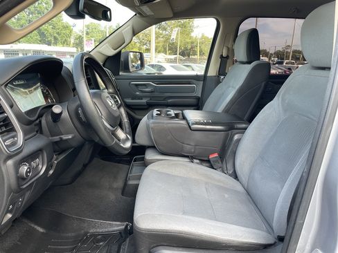 Used 2019 RAM 1500 Big Horn RWD image 19