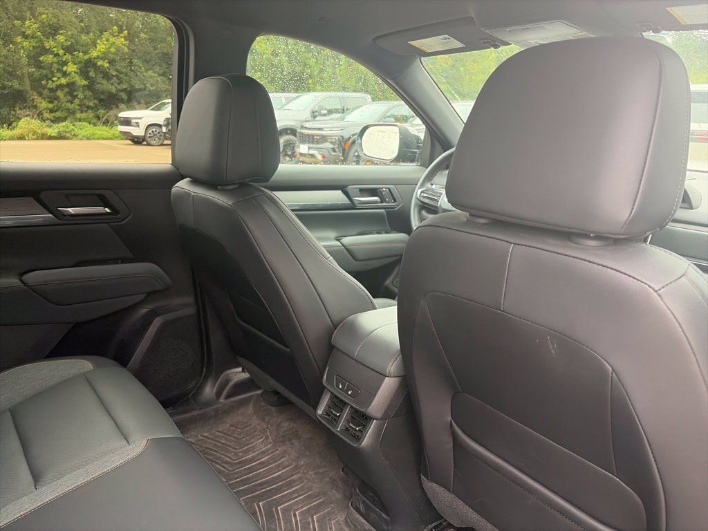 Used 2026 GMC Terrain AT4 w/ Convenience Package III AWD/4WD image 13
