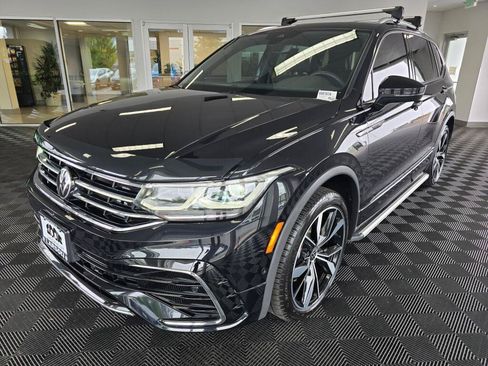 Used 2023 Volkswagen Tiguan SEL R-Line AWD/4WD image 7