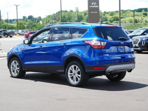 Used 2018 Ford Escape SE w/ Ford Safe & Smart Package AWD/4WD image 8