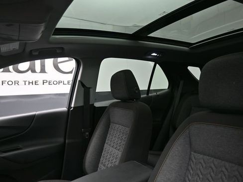 Used 2024 Chevrolet Equinox LT image 17