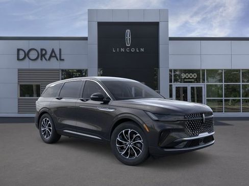 New 2026 Lincoln Nautilus Premier AWD/4WD image 7