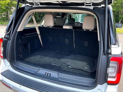 Used 2024 Ford Expedition Max Limited RWD image 33
