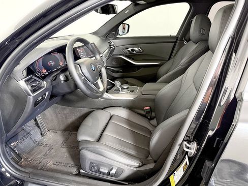 Used 2019 BMW 330i Sedan w/ Convenience Package RWD image 32