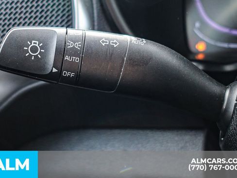 Used 2025 Kia Soul LX image 33