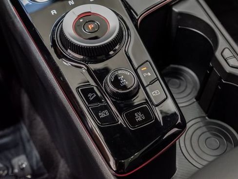 Certified 2025 Kia Sportage X-Line Prestige AWD/4WD image 23