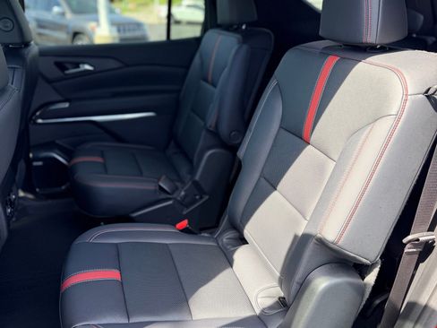 Used 2024 Chevrolet Traverse RS w/ LPO, Floor Liner Package image 9