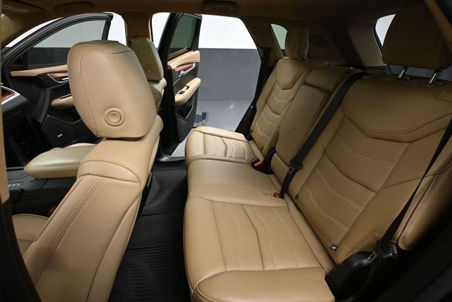 Used 2019 Cadillac XT5 Platinum AWD/4WD image 34