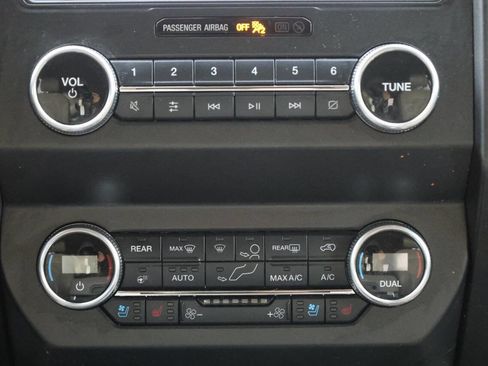 Used 2019 Ford Expedition Limited w/ Equipment Group 302A image 22