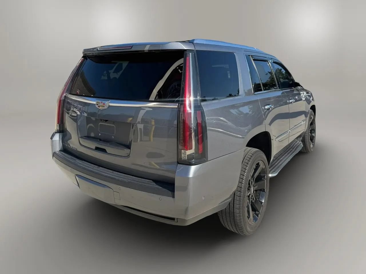 Used 2019 Cadillac Escalade Luxury AWD/4WD image 7