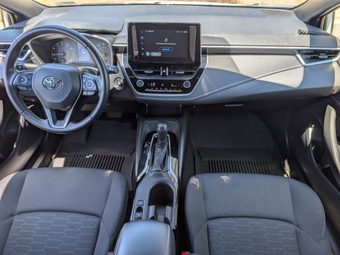 Used 2025 Toyota Corolla SE FWD image 4