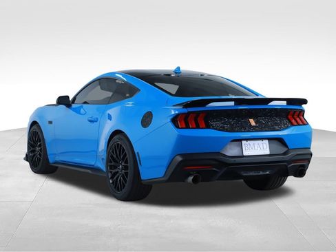 Used 2024 Ford Mustang GT RWD image 9