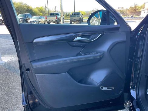 Used 2025 Buick Envision Preferred image 21