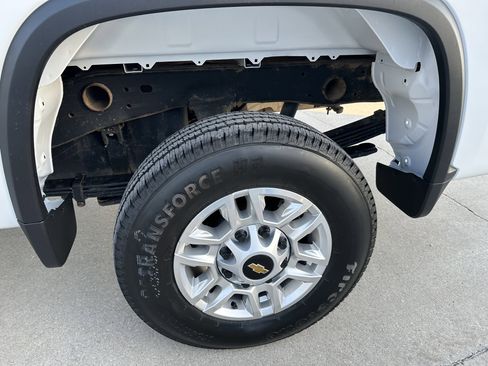 Certified 2024 Chevrolet Silverado 2500 LT image 10