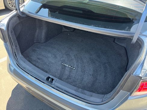 Used 2026 Toyota Corolla LE w/ Carpet Mat Package (TMS) FWD image 21