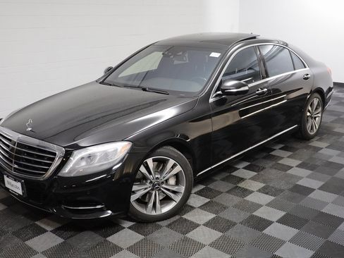 Used 2016 Mercedes-Benz S 550 4MATIC Sedan image 2
