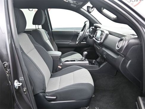 Used 2023 Toyota Tacoma TRD Sport image 10