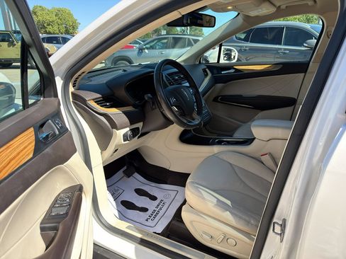 Used 2015 Lincoln MKC AWD w/ Equipment Group 101A Select image 7