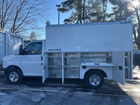 New 2025 Chevrolet Express 3500 Work Van w/ Power Convenience Package image 26