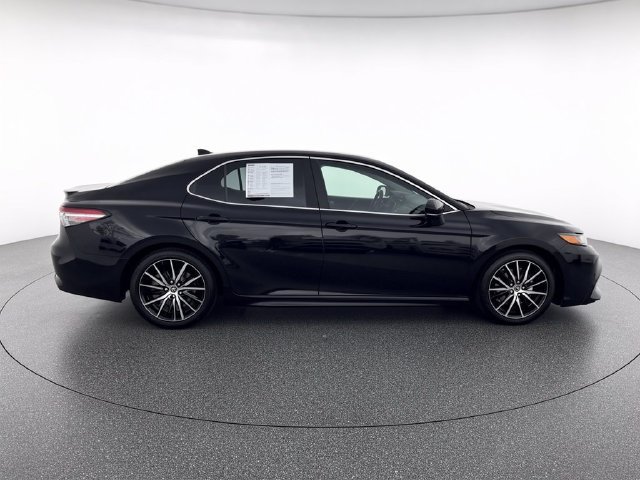 Used 2024 Toyota Camry SE w/ Convenience Package FWD image 7
