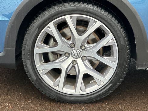 Used 2017 Volkswagen Golf Alltrack SEL image 25