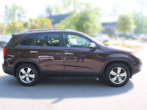 Used 2013 Kia Sorento EX w/ Premium Plus Pkg FWD image 13